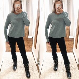 LOFT Flecked Modern Day grey pullover size medium